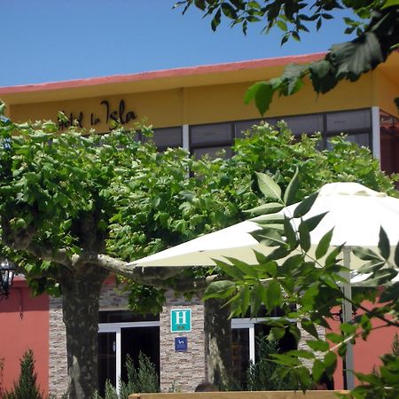 Hotel La Isla Colunga Bagian luar foto