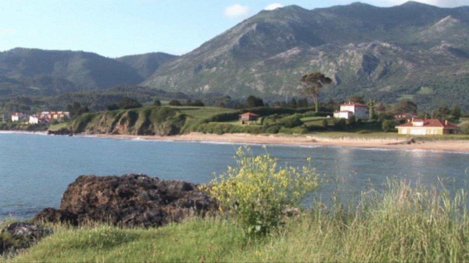 Hotel La Isla Colunga Bagian luar foto